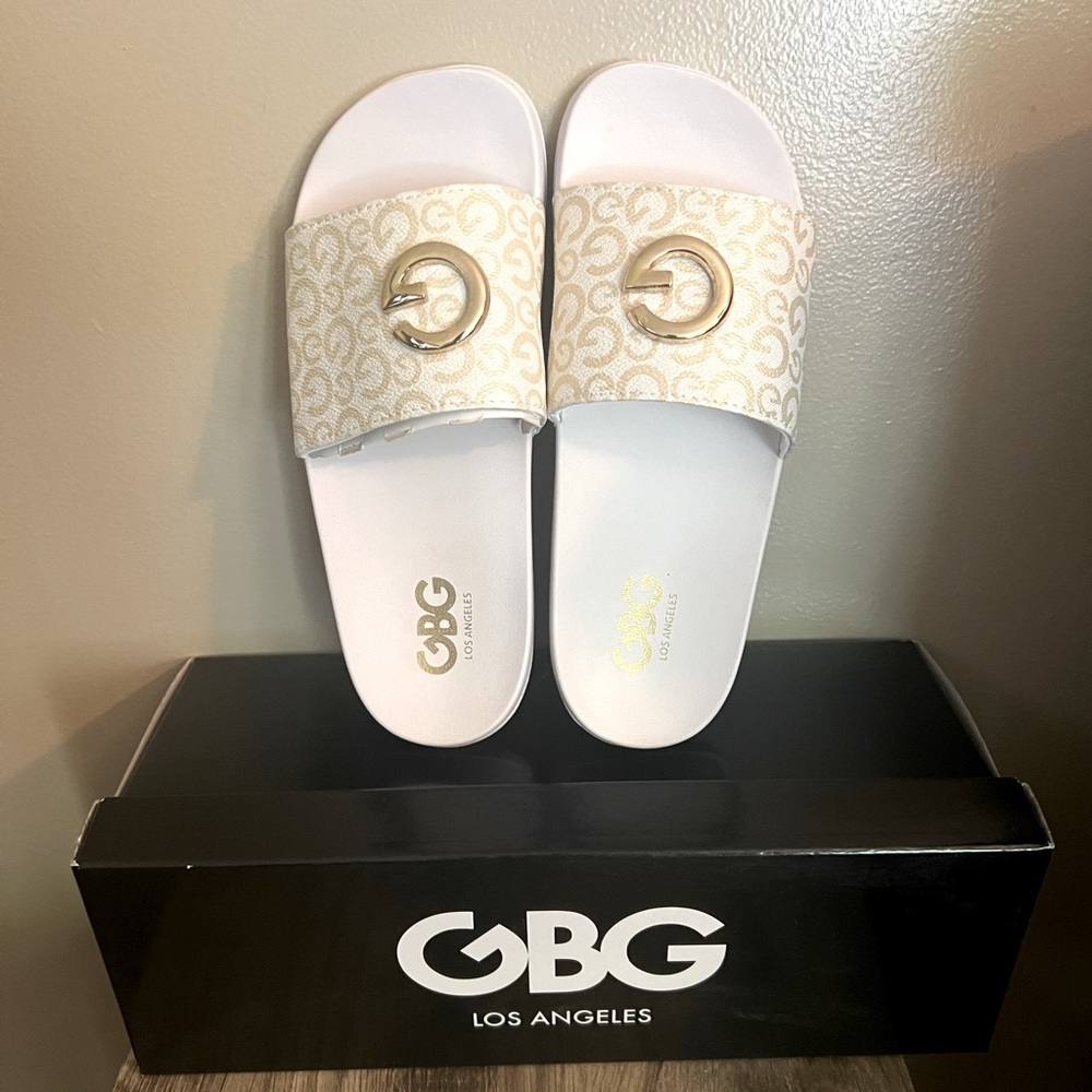 GBG Los Angeles White Slides size 6